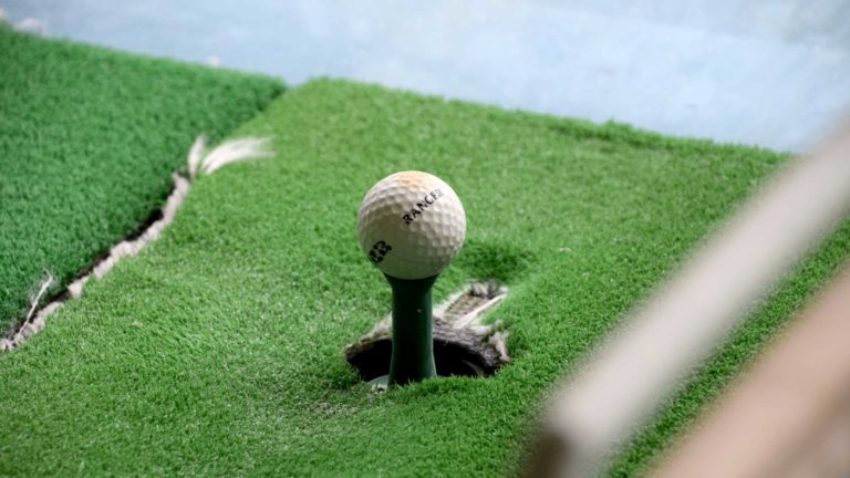 ティーアップの高さで変わる ゴルフ上達に必須な基本的知識を紹介 ゴルフのココテラス
